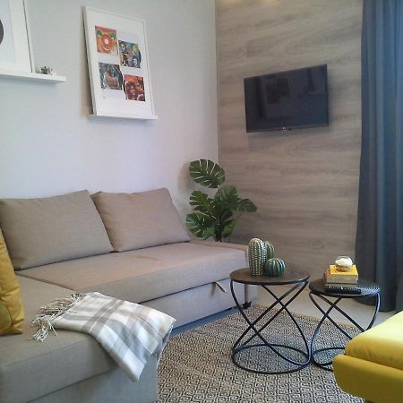 Alexandra Apartment Hajduszoboszlo - Chic Flat ภายนอก รูปภาพ